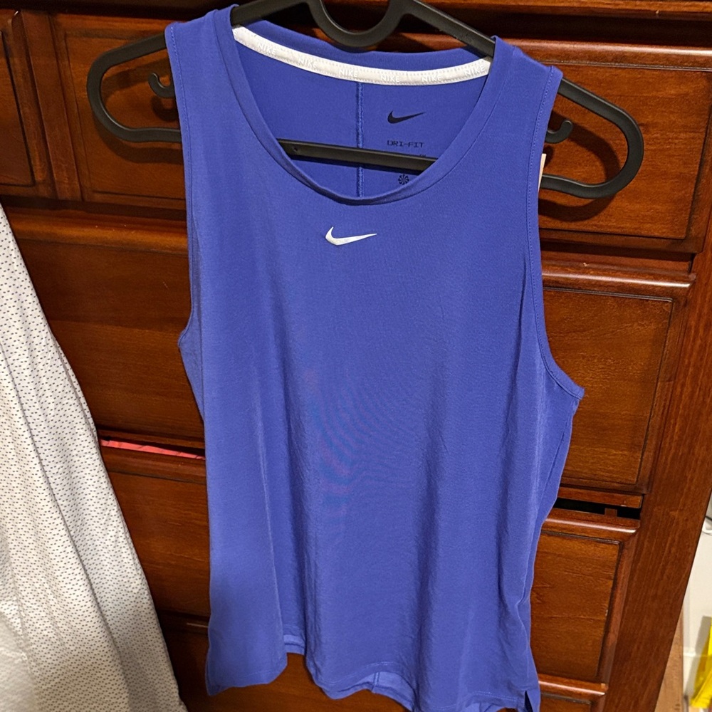 Nike Women's Purple Tank Top💜